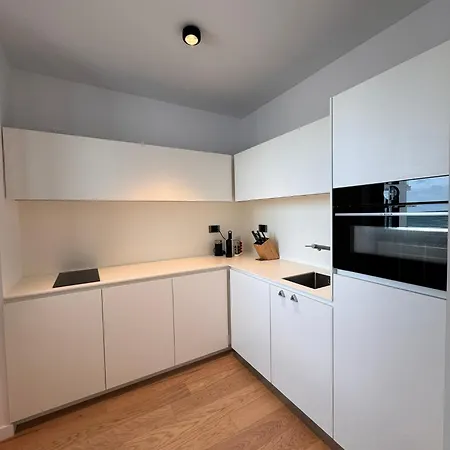 Efinity By The Sea Daire